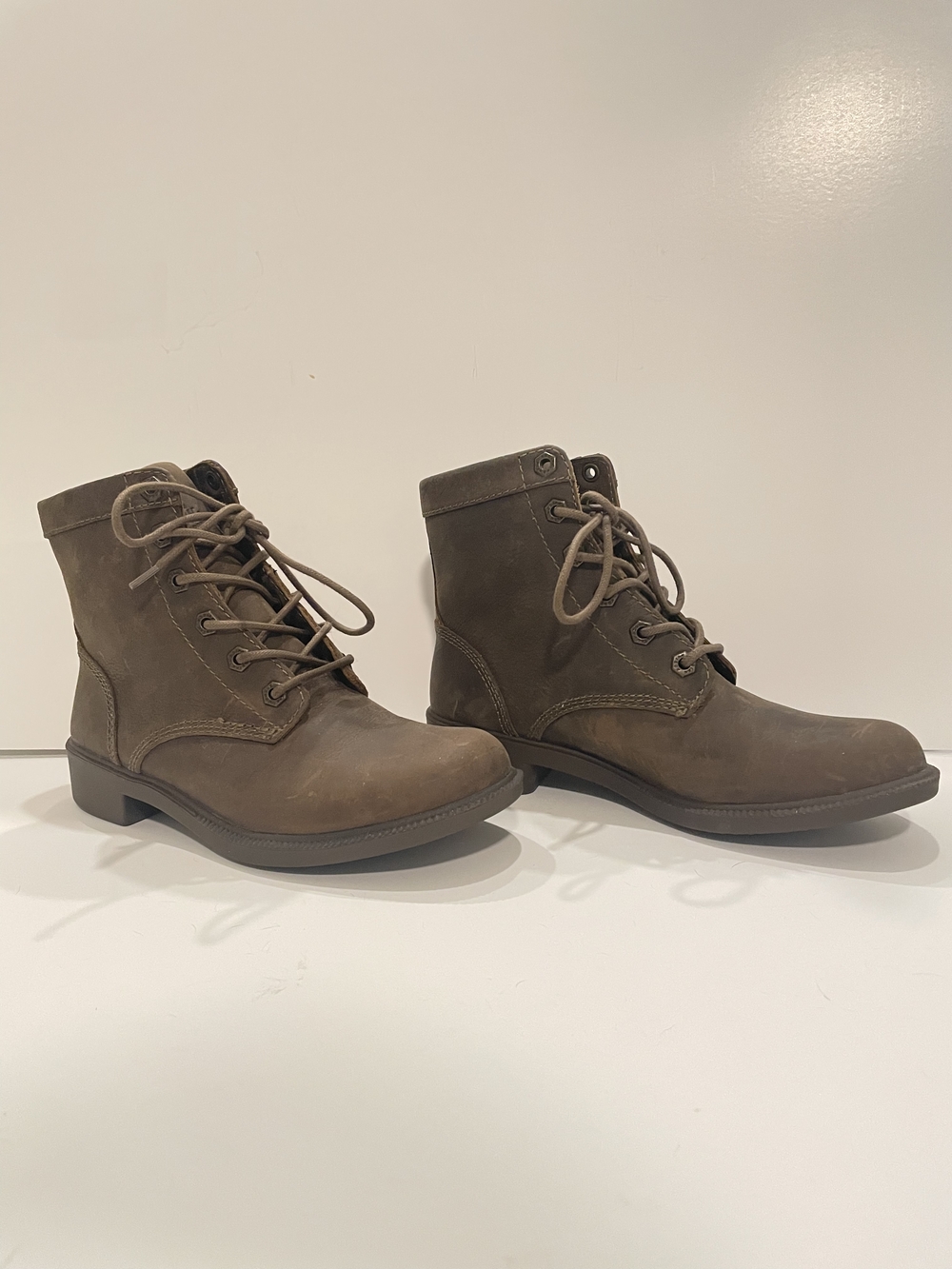 Kodiak Brown Lace-Up Nubuck Ankle Boots